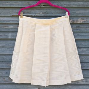 NWT White pleated pearlescent skirt